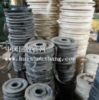 我厂急处理铸造滑轮毛坯生产线,车床,铣床,下料