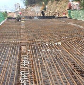 巴中工地完工低价出售大量旧钢材图片