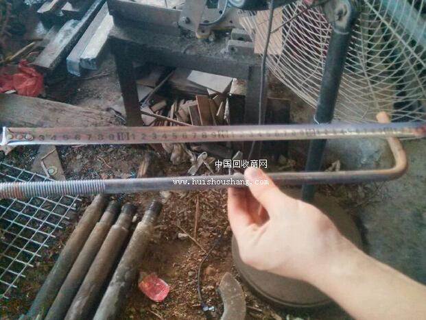 临沂工厂转型处理大批地脚螺丝_库存五金工具