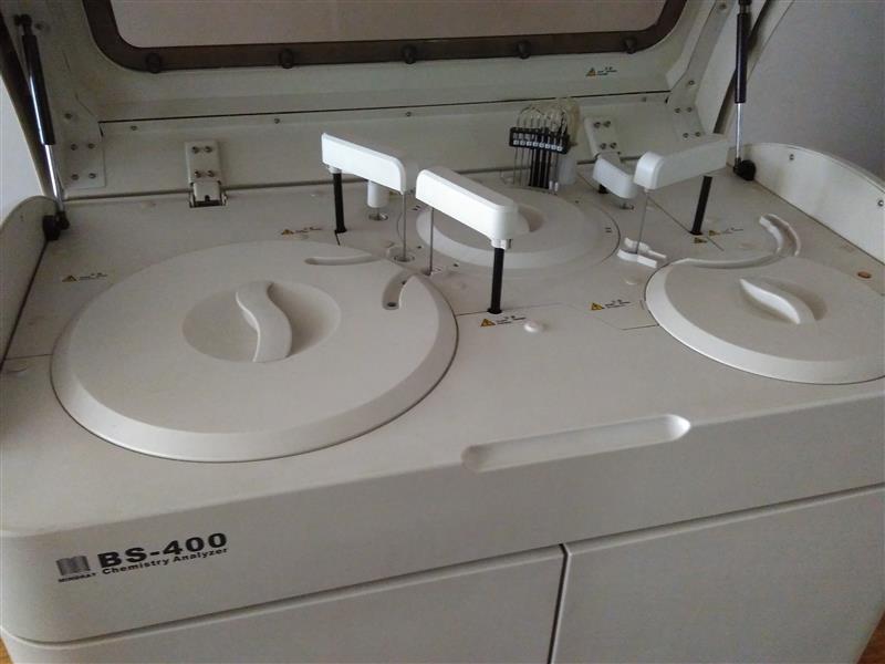 出售一台正常使用的迈瑞BS400全自动生化仪