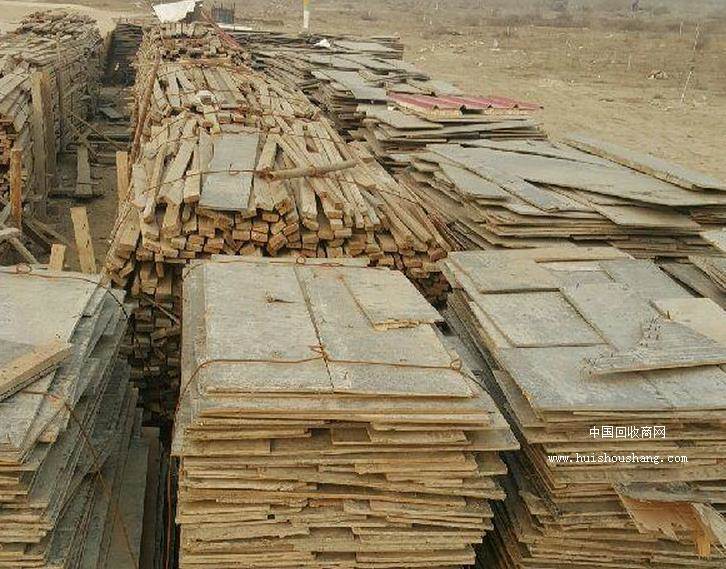 工地急转让60吨木方 模板_建筑材料_废旧,二手,供求