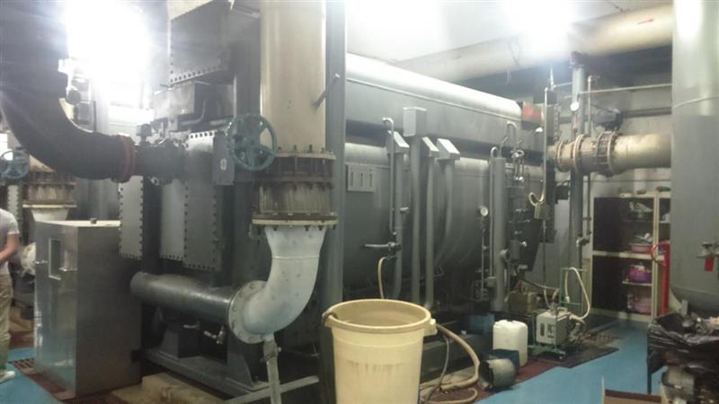 出售江苏双良直燃型溴化锂吸收式冷热水机组一台