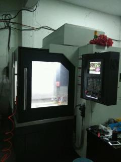 加工厂转让cnc855加工中心 精雕机 遥臂钻 无声空压机 磨刀机 办工桌2