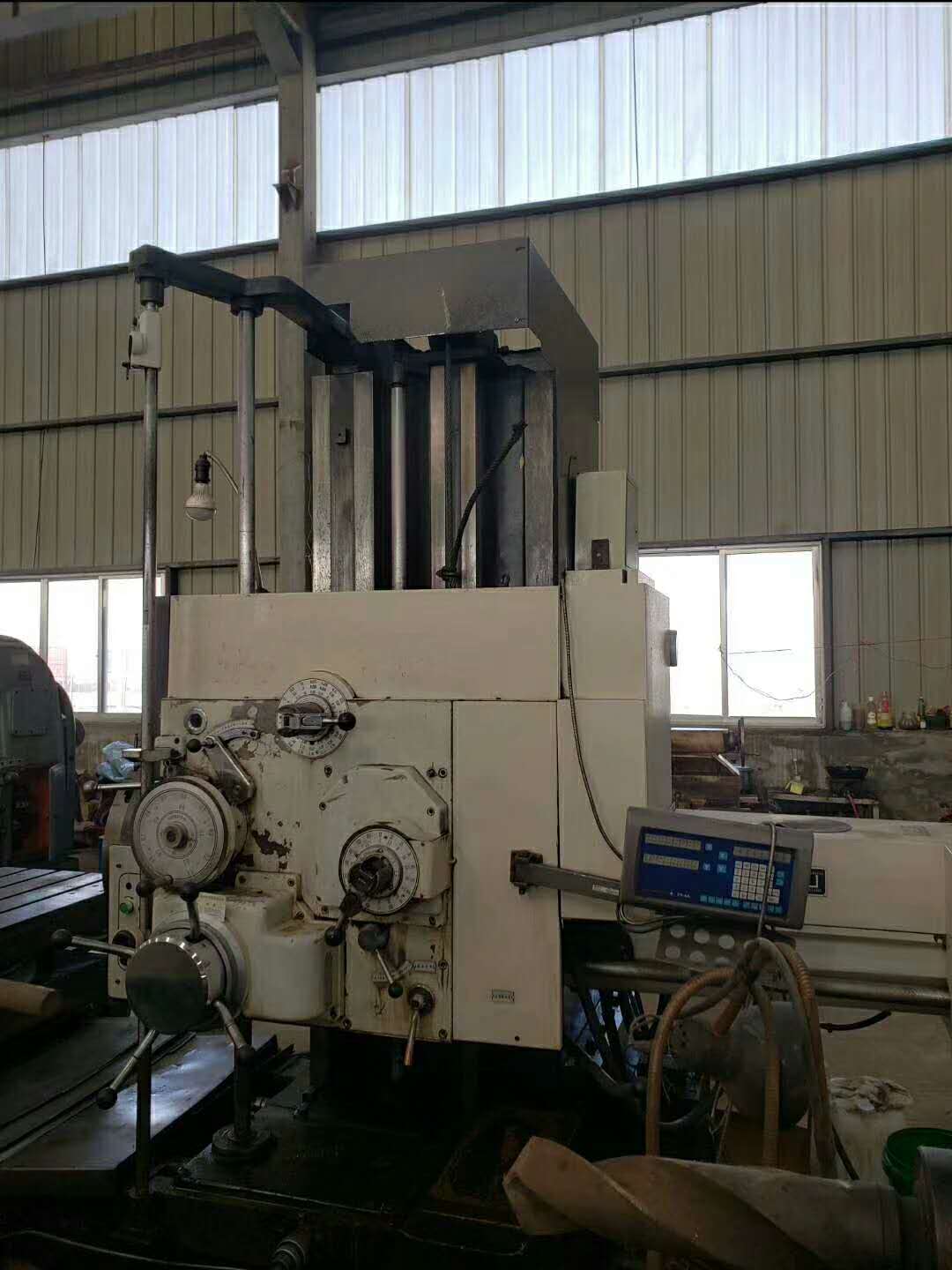 倒闭厂售二手汉川t611c卧式铣镗床