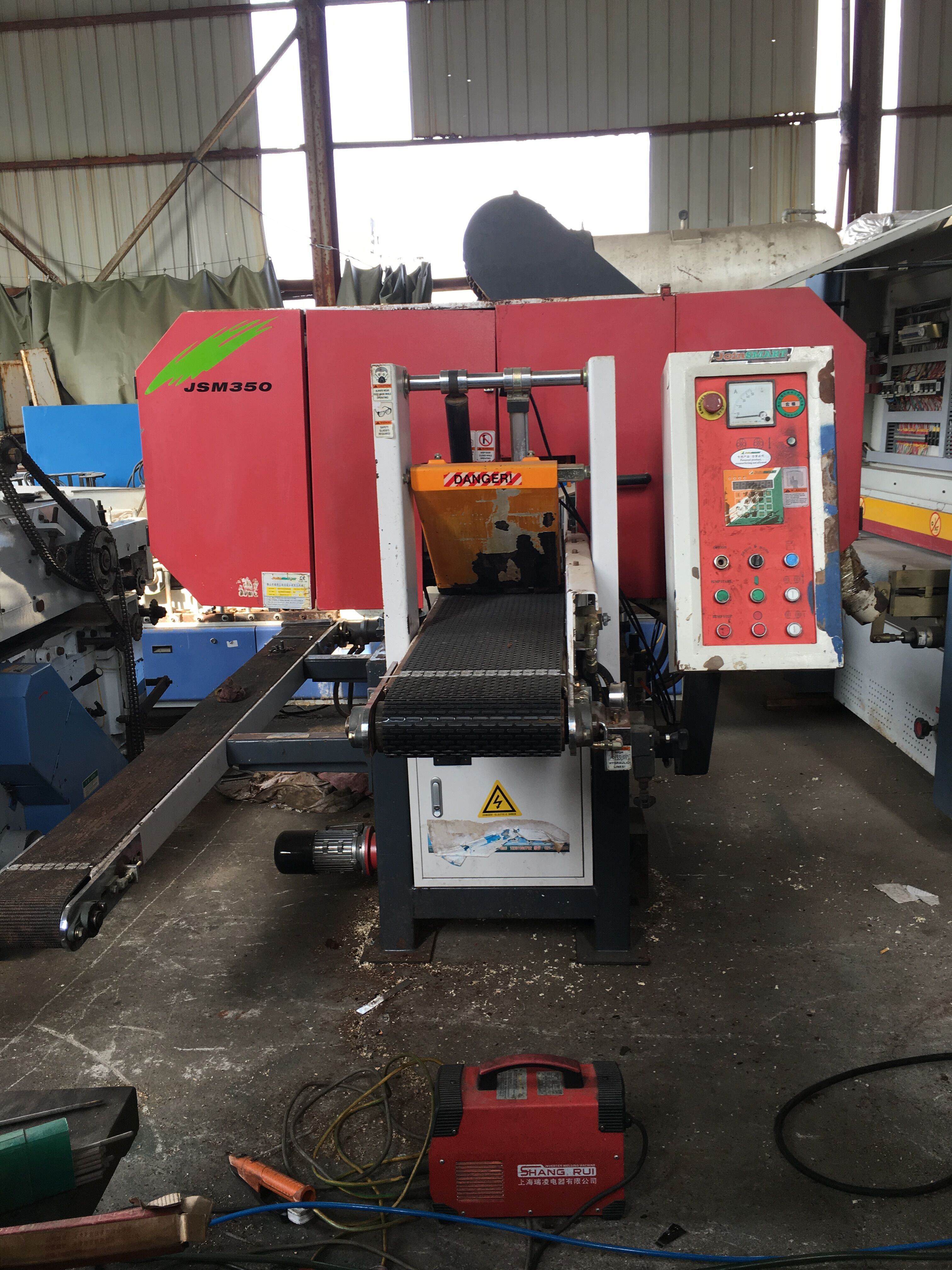 出售二手卧式带锯机