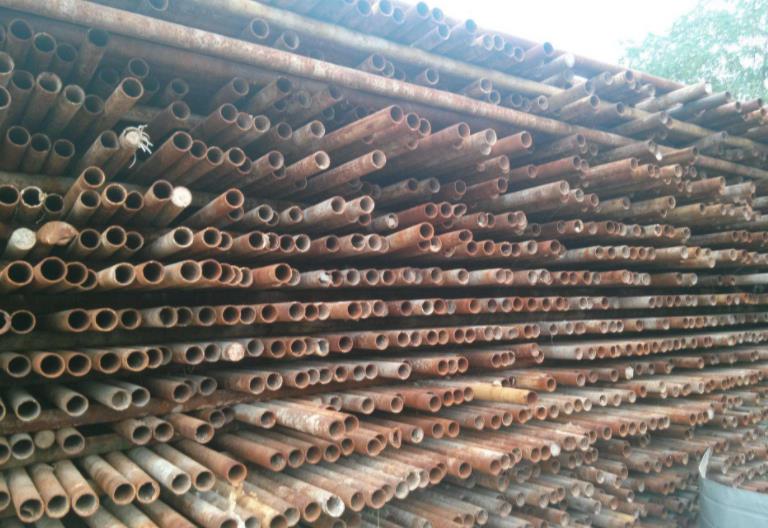 高价回收钢管扣件