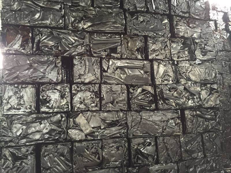 低价出售大量废旧塑料压块