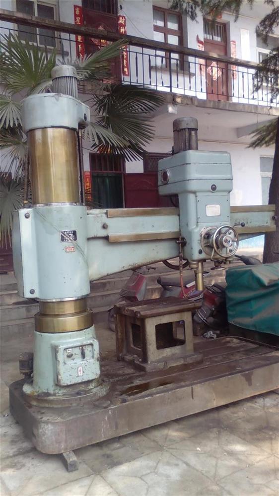 转让中捷摇臂钻床z3040