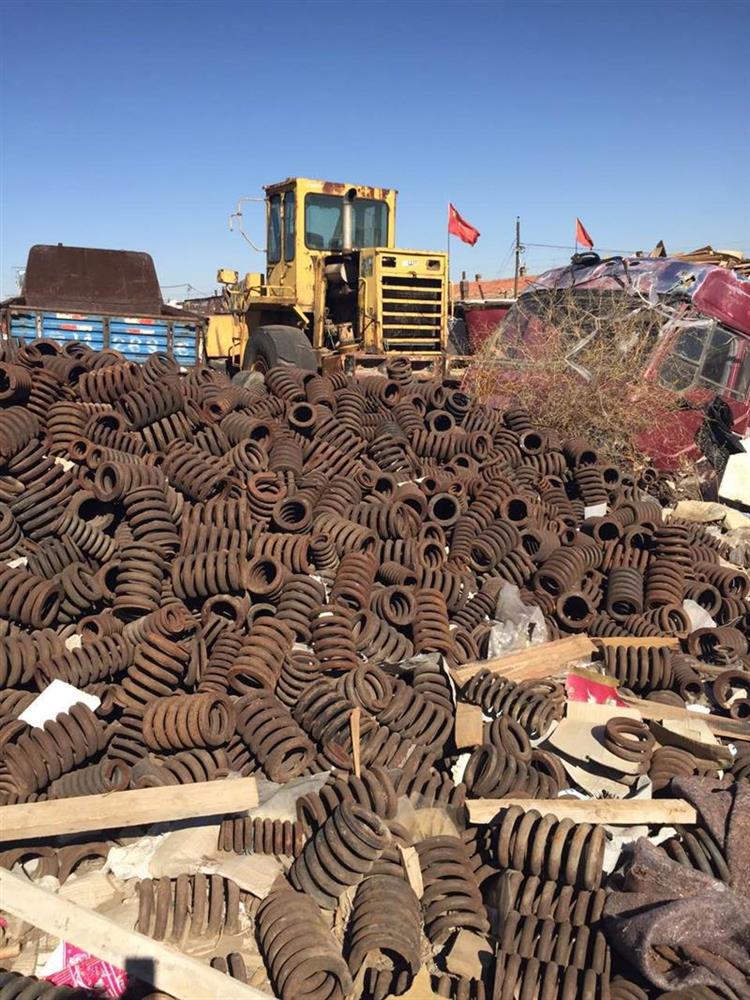 紧急出售30多吨火车弹簧