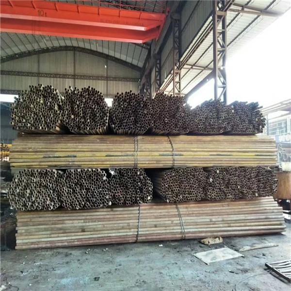 辽宁大量供应建筑工地二手架子管扣件 工字钢等