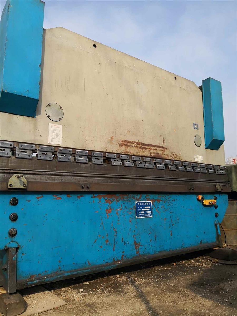 液压折弯机160吨/4米