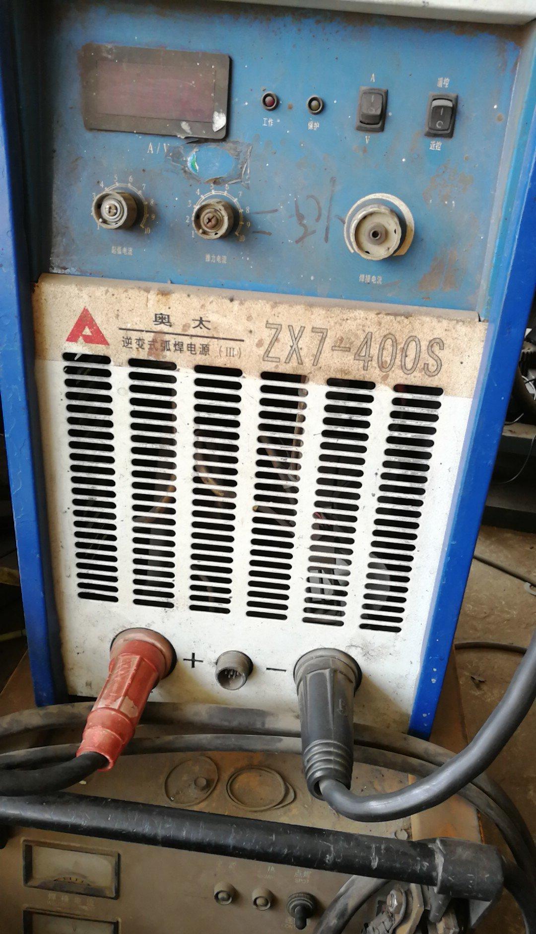 出售闲置奥太400直流电焊机 数台二保焊机