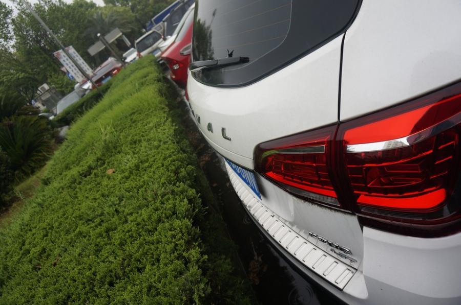 浙c606nn长城牌cc6461rm01普通客车网络拍卖公告